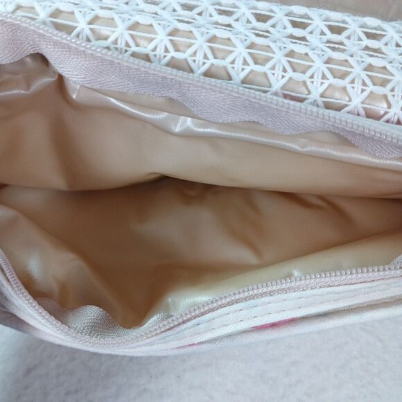 Diane Von Furstenberg (DVF) Quilted Floral Travel Makeup Bag 3 Section Case - Picture 6 of 15